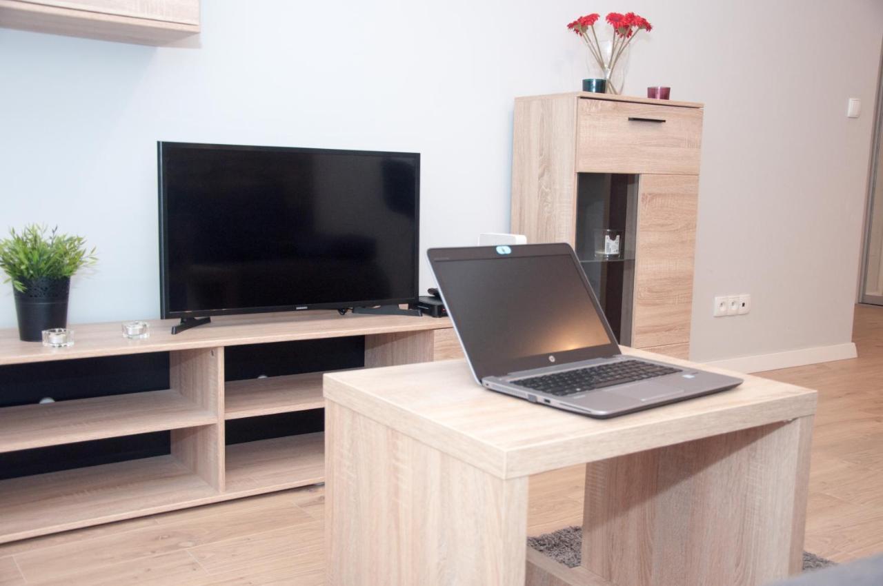 Apartament Obrzezna 3 Deluxe Varsó Kültér fotó