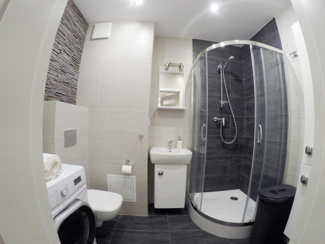 Apartament Obrzezna 3 Deluxe Varsó Kültér fotó